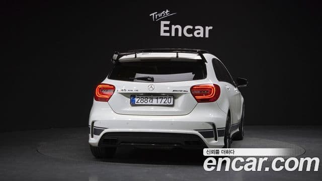 Mercedes-Benz A-класс W176 A45 AMG 4MATIC, 2015 4