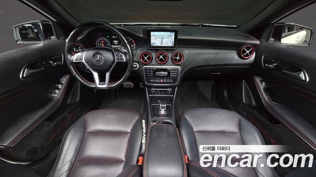 Mercedes-Benz A-класс W176 A45 AMG 4MATIC, 2015 7