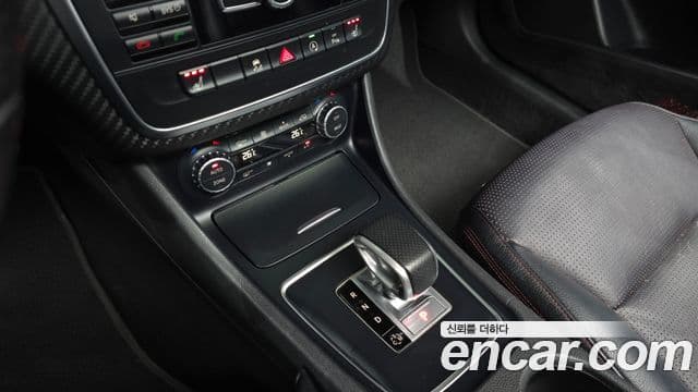 Mercedes-Benz A-класс W176 A45 AMG 4MATIC, 2015 9