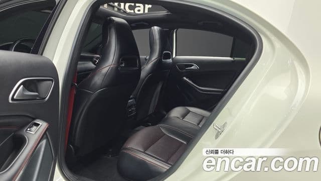 Mercedes-Benz A-класс W176 A45 AMG 4MATIC, 2015 12