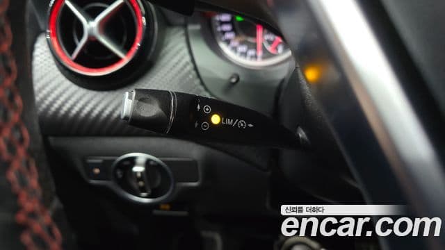 Mercedes-Benz A-класс W176 A45 AMG 4MATIC, 2015 18