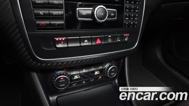 Mercedes-Benz A-класс W176 A45 AMG 4MATIC, 2015 19