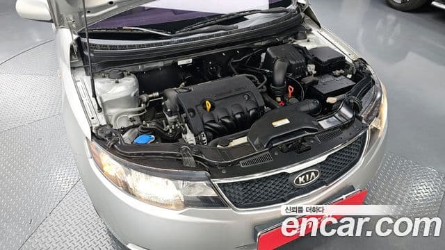 Kia Forte люксовая версия, 2010 6