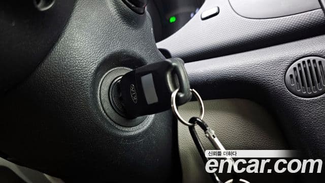 Kia Forte люксовая версия, 2010 14