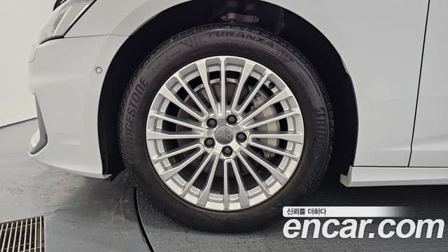 Audi A6 (C8) Premium, 2020 все фото