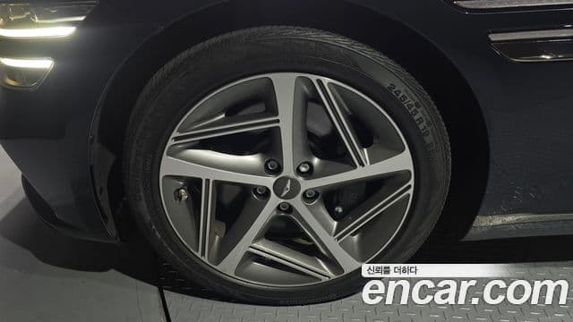 Genesis G80 (RG3) бензин 2.5 турбо AWD, 2022 все фото