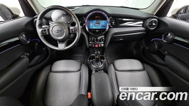 Mini Cooper 3세대, 2023 7