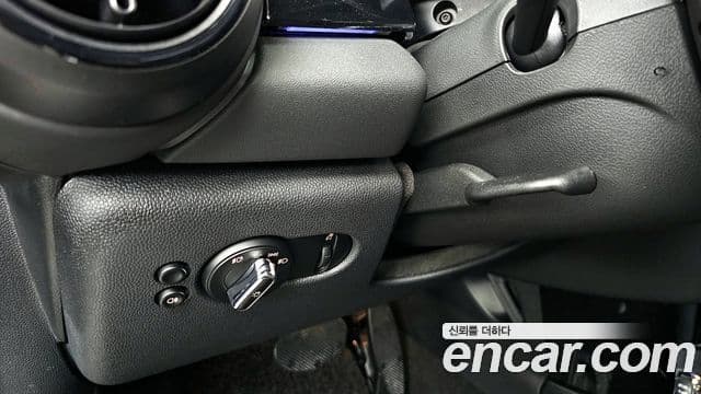 Mini Cooper 3세대, 2023 14