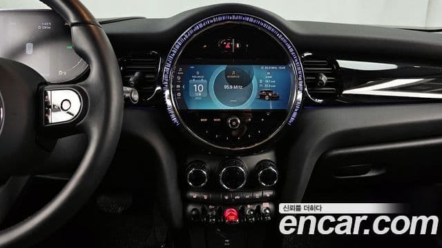 Mini Cooper 3세대, 2023 16