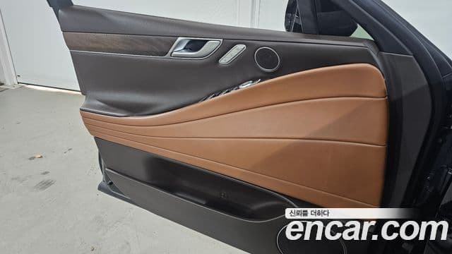 Genesis G80 (RG3) бензин 2.5 турбо AWD, 2023 15