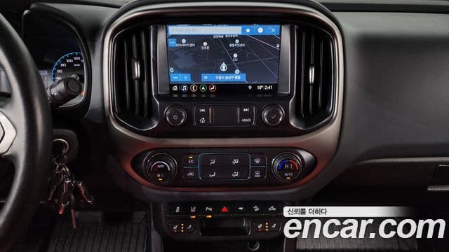 Chevrolet(GM대우) real New 콜로라도 3.6 Z71-X Midnight 4WD, 2021 16