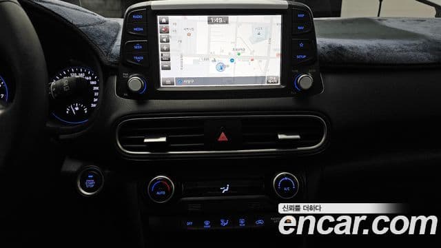 Hyundai Kona Modern Art, 2019 14