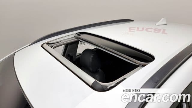 Hyundai Kona Modern Art, 2019 19