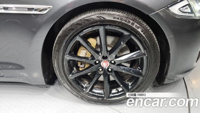 Jaguar All New XJ X351, 2019 все фото