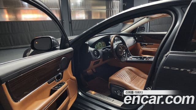 Jaguar All New XJ X351, 2019 10