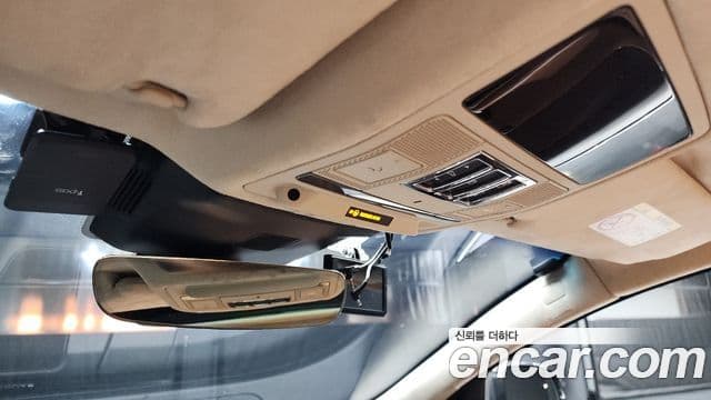 Jaguar All New XJ X351, 2019 17