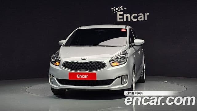 Kia All New Carens 1.7 VGT Trendy, 2016 3
