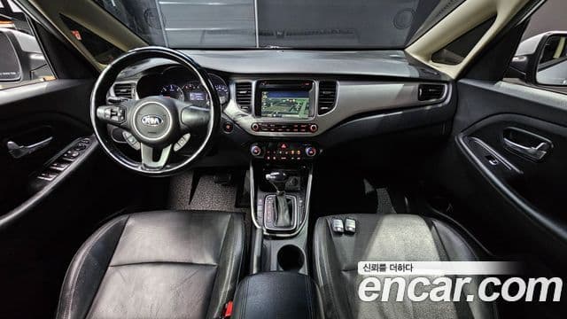 Kia All New Carens 1.7 VGT Trendy, 2016 7