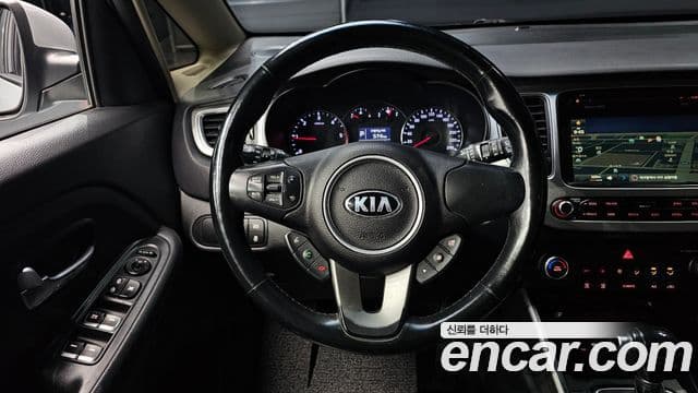 Kia All New Carens 1.7 VGT Trendy, 2016 13