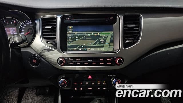 Kia All New Carens 1.7 VGT Trendy, 2016 15