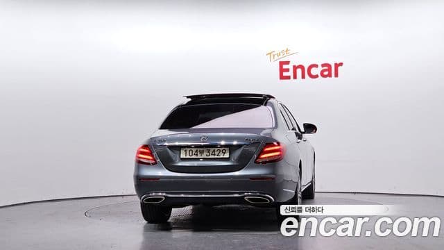 Mercedes-Benz E-класс W213 Exclusive, 2020 4