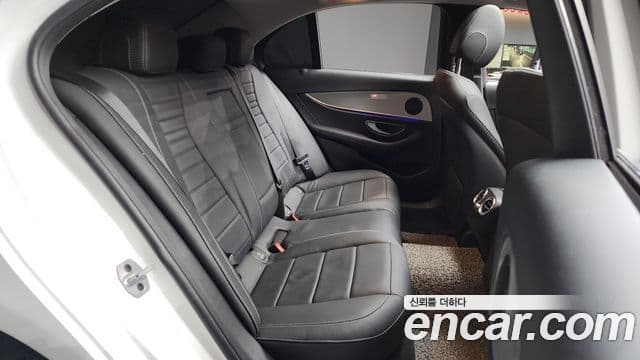 Mercedes-Benz E-класс W213 Avantgarde, 2019 12