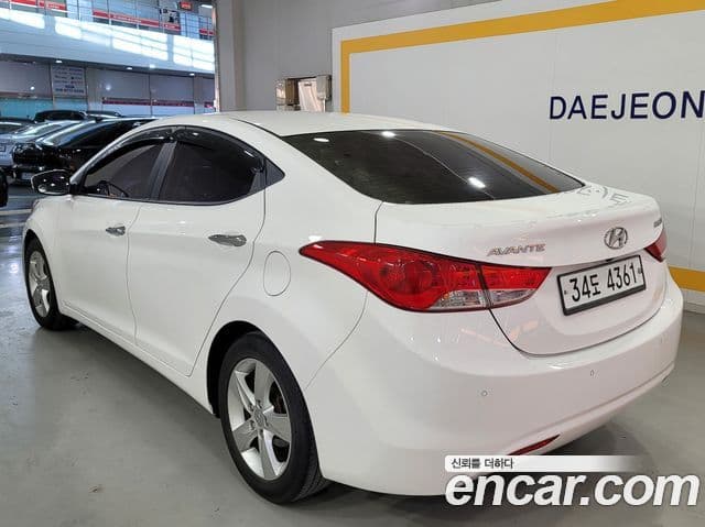 Hyundai Avante MD Premier, 2012 4