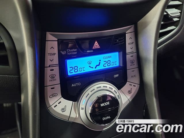 Hyundai Avante MD Premier, 2012 16