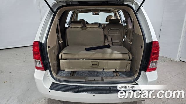 Kia Carnival R Premium, 2012 20