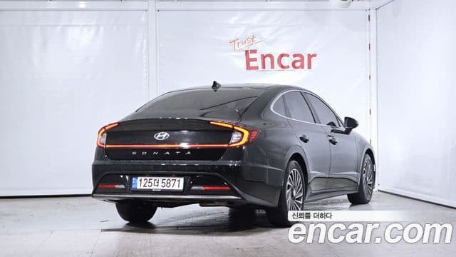 Hyundai Sonata гибрид (DN8) Premium Plus, 2022 2