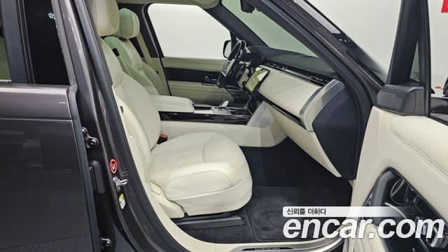 Land Rover Range Rover 5세대 P550E AB, 2024 3