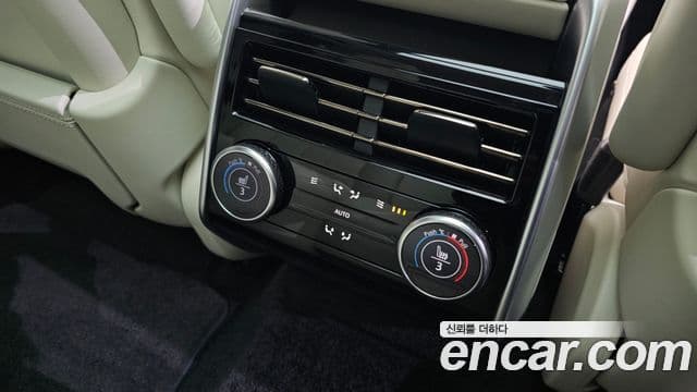 Land Rover Range Rover 5세대 P550E AB, 2024 17