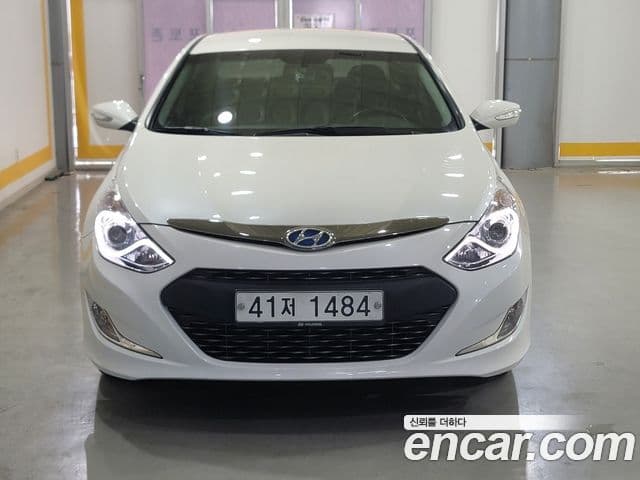 Hyundai Sonata гибрид Premier, 2012 3