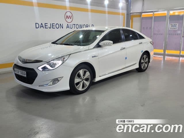 Hyundai Sonata гибрид Premier, 2012 4