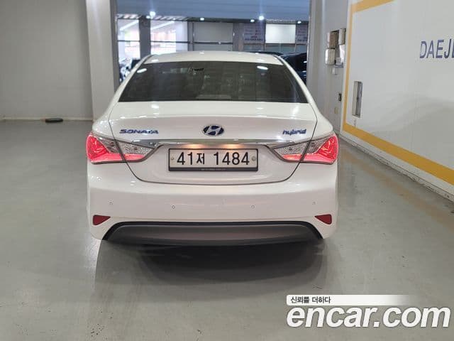 Hyundai Sonata гибрид Premier, 2012 7