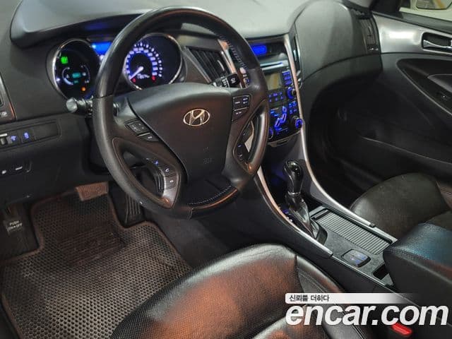 Hyundai Sonata гибрид Premier, 2012 9