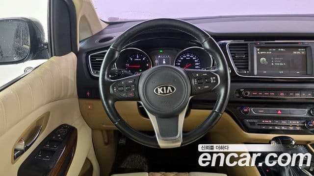 Kia All New Carnival Prestige, 2016 13