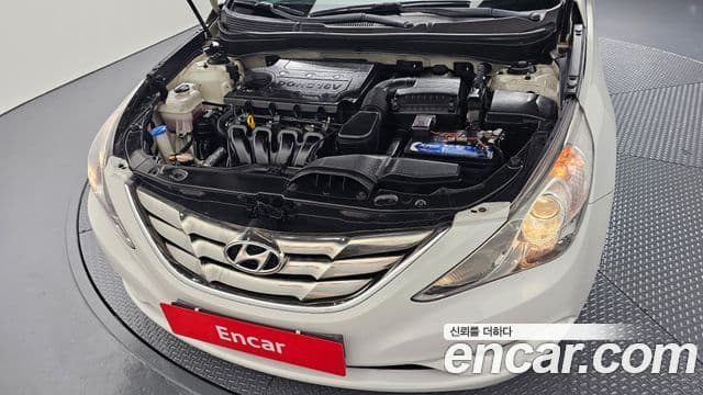 Hyundai YF Sonata Y20 top, 2011 6