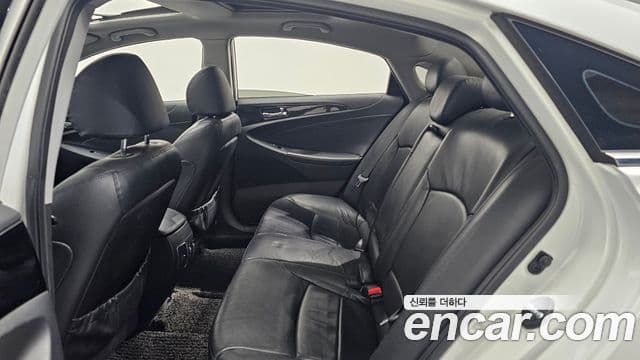 Hyundai YF Sonata Y20 top, 2011 13