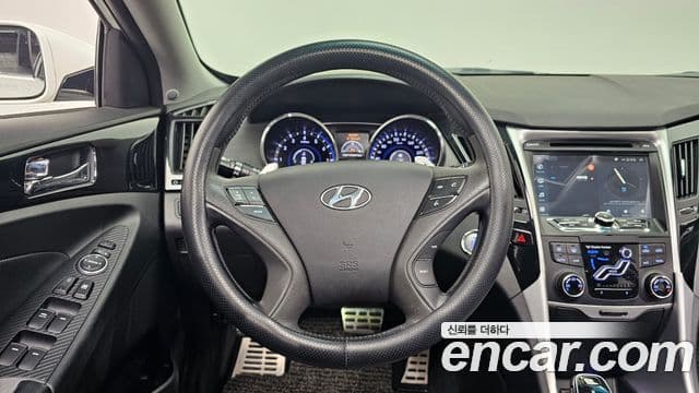 Hyundai YF Sonata Y20 top, 2011 14