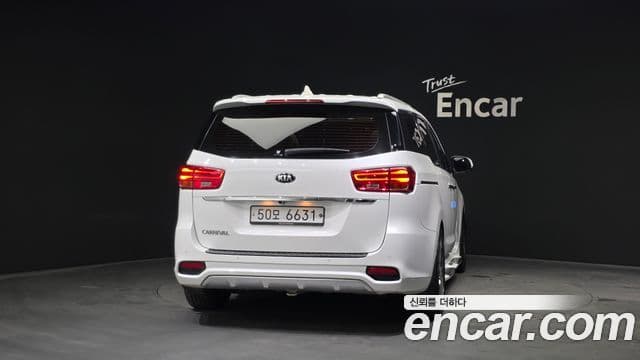 Kia The / новый New Carnival Special, 2019 4