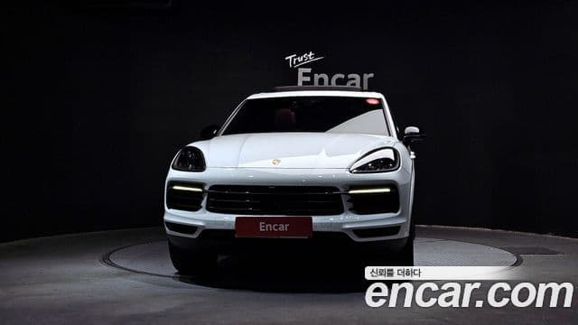 Porsche Cayenne (PO536) 3.0 E-гибрид, 2021 3