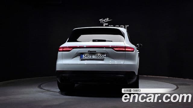 Porsche Cayenne (PO536) 3.0 E-гибрид, 2021 4