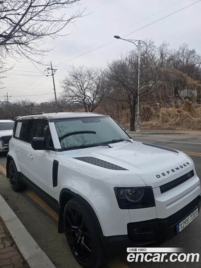 Land Rover Defender (L663) 110 D300 HSE, 2023 4