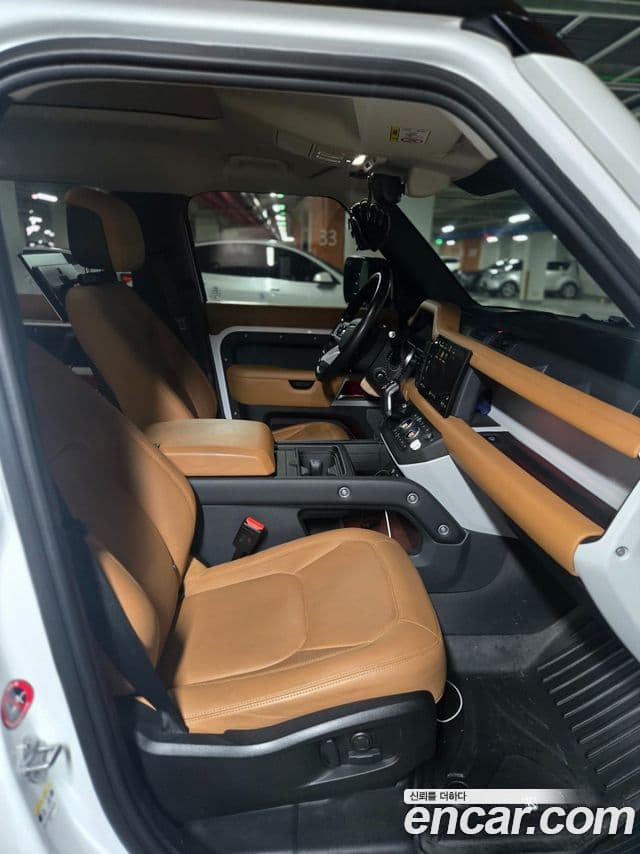 Land Rover Defender (L663) 110 D300 HSE, 2023 17