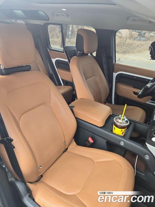 Land Rover Defender (L663) 110 D300 HSE, 2023 18