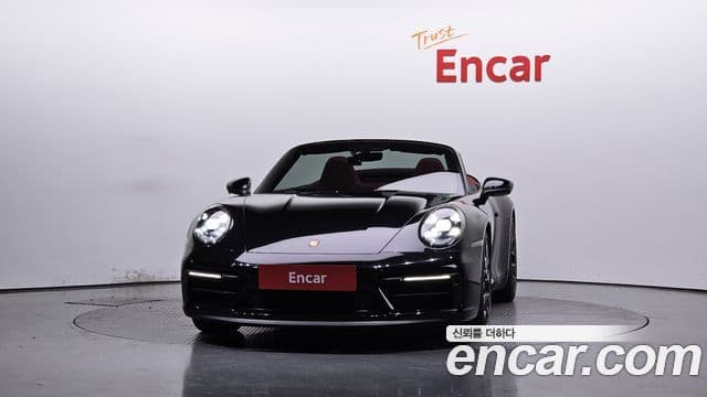Porsche 911 (992) Carrera GTS кабриолет, 2023 3