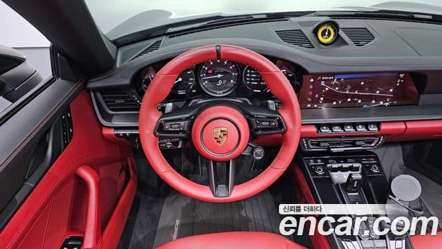 Porsche 911 (992) Carrera GTS кабриолет, 2023 13