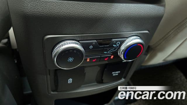 Ford Explorer 6세대 3.0 Platinum 4WD, 2021 18