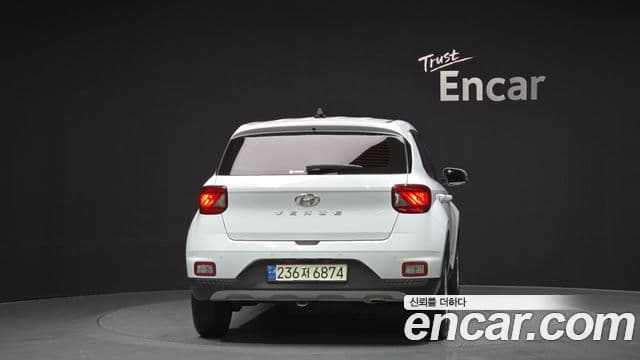 Hyundai Venue 1.6 Modern Plus, 2022 4